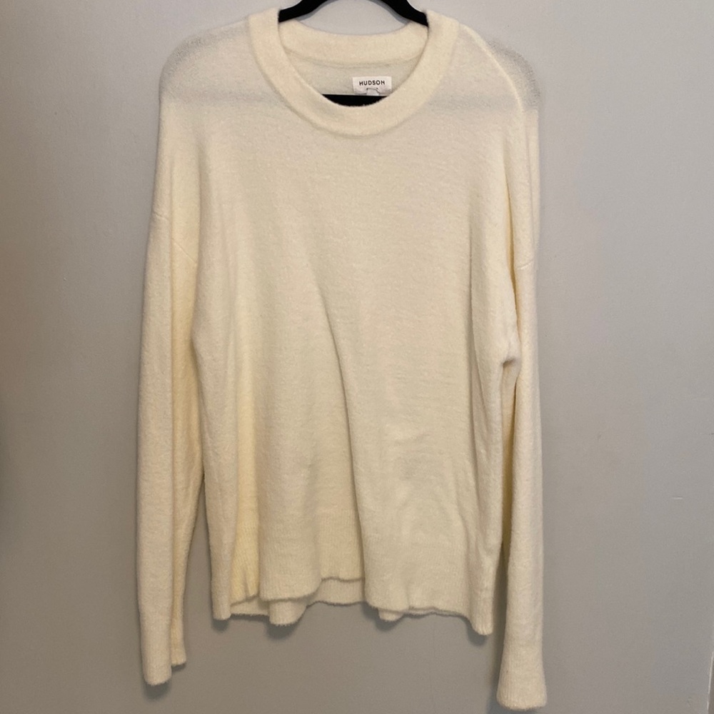 Like new HUDSON crème sweater M